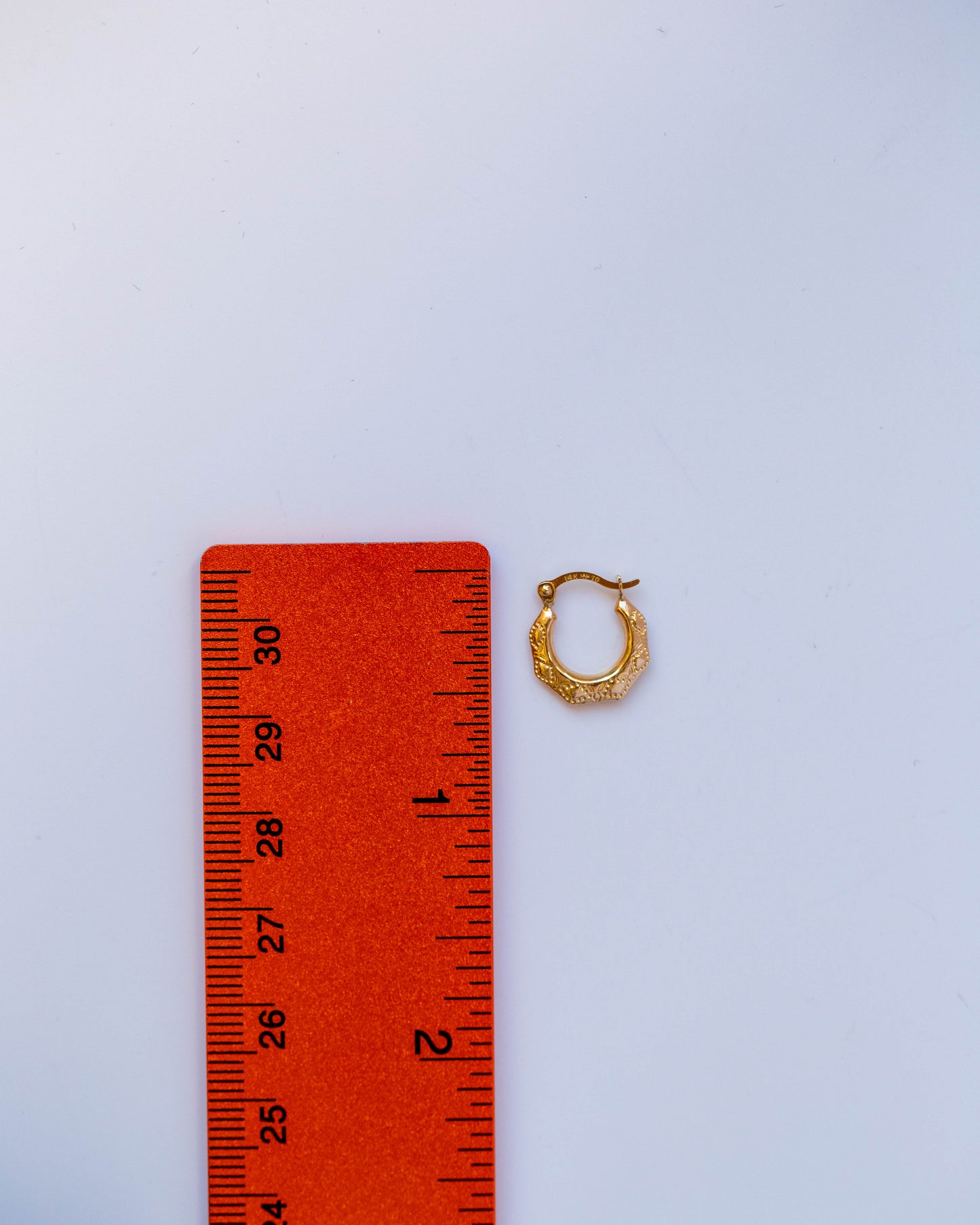 14k Yellow Gold Diamond Cut Small Huggies Earring | Hexagon Hoop Petite Huggie | Filigree Hoop Earring | Baby Gold Hoop