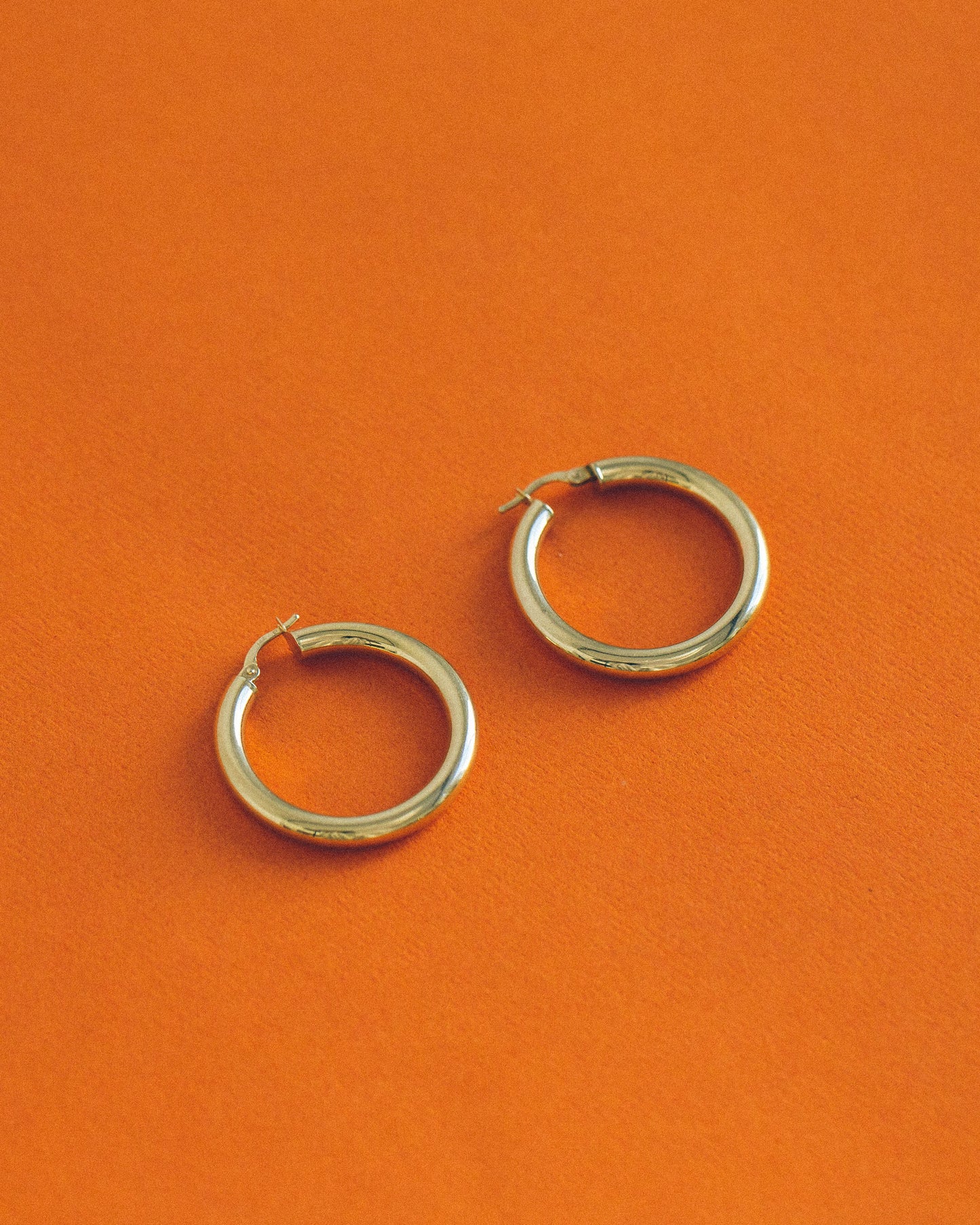 PVLA | 14K Yellow Gold Round Hoop Earrings 4.0mm | Classic Polished Chunky Hoop