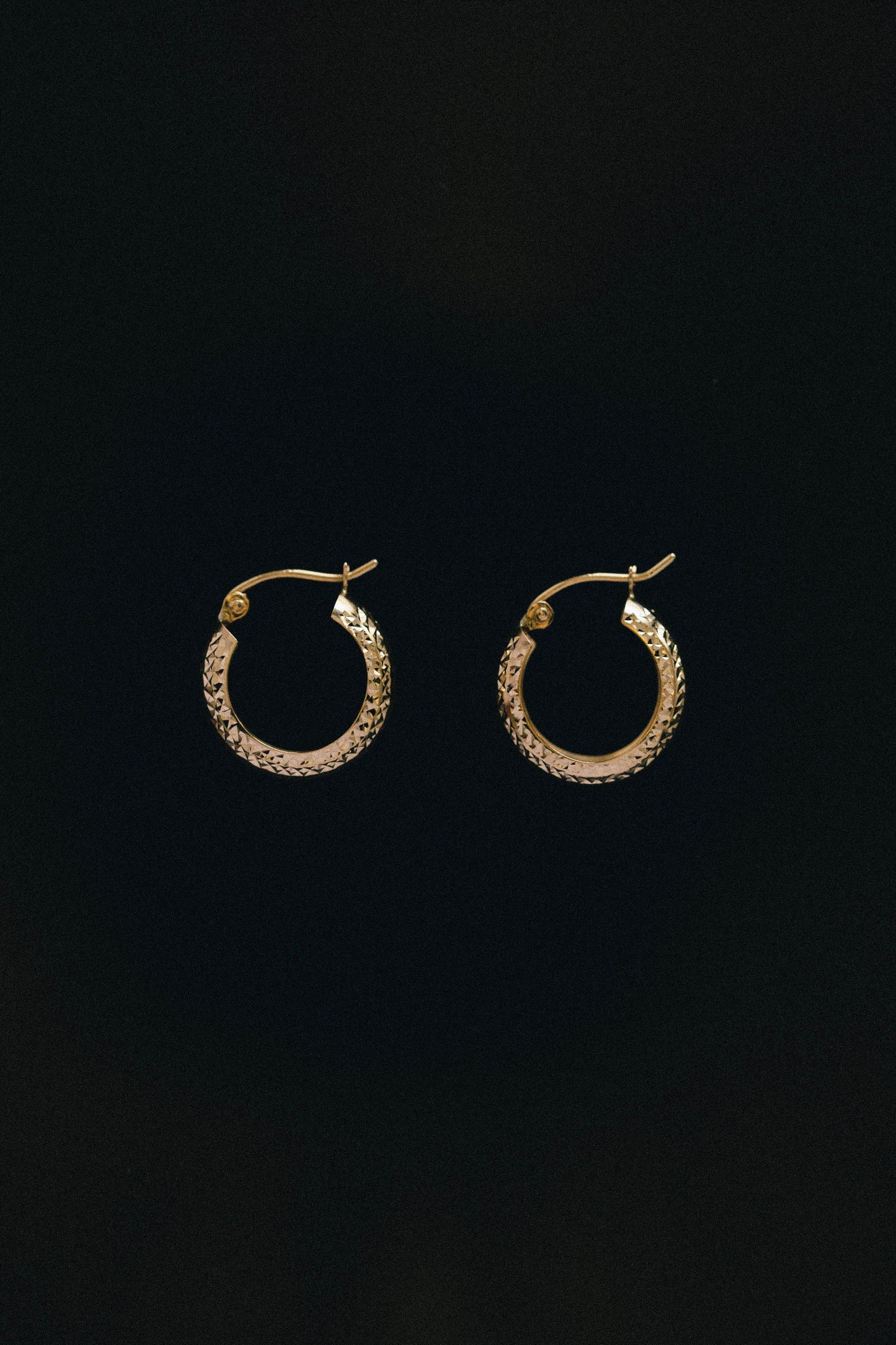 PVLA | 14k Solid Gold Chunky Hoops | Diamond Cut Gold Hoops